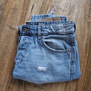 BoyFriend Low-waist Ripped Denim Jeans